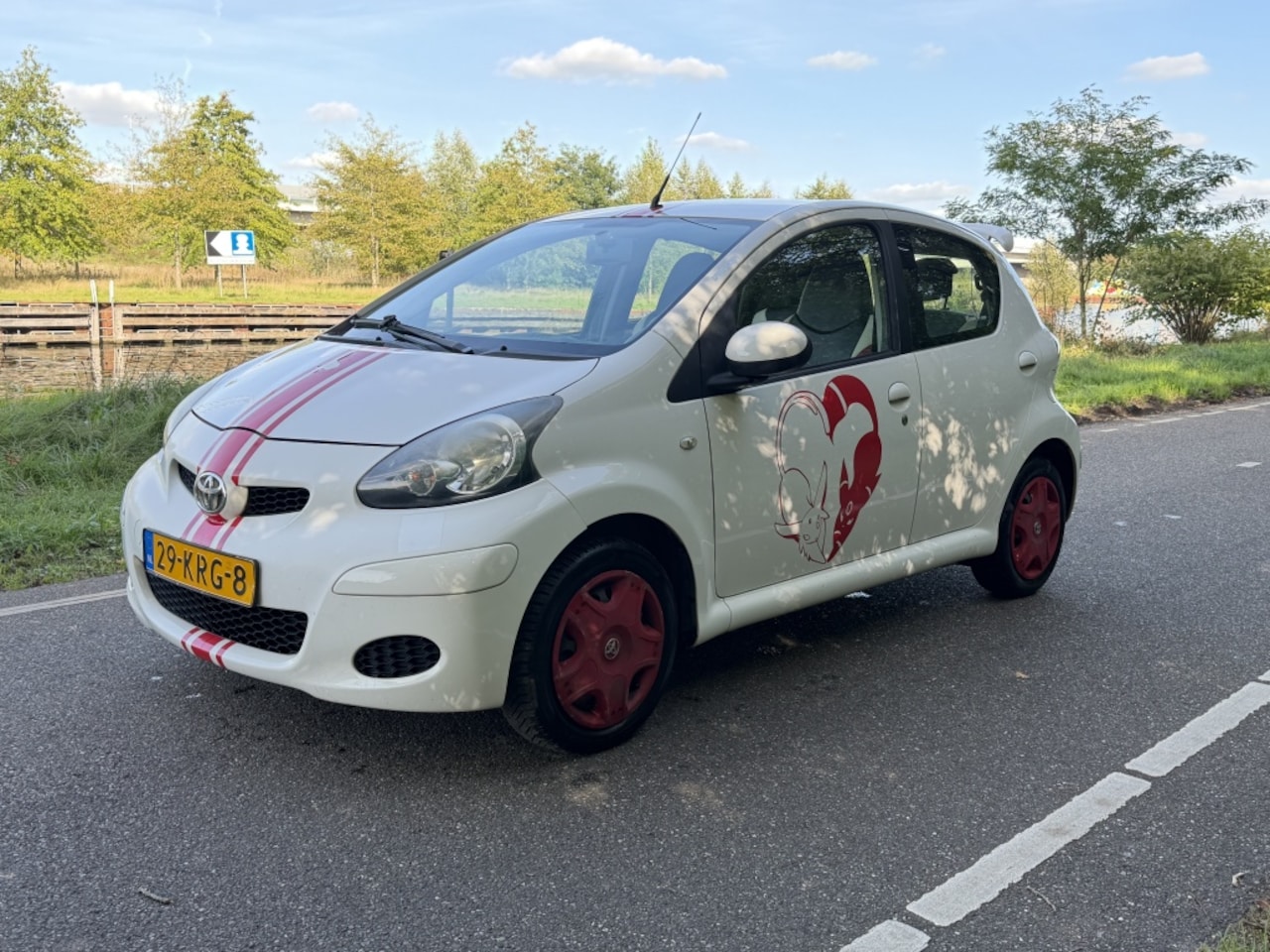 Toyota Aygo - 1.0-12V Comfort 1.0-12V Comfort - AutoWereld.nl