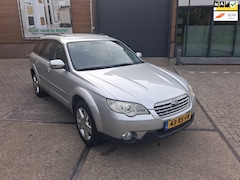 Subaru Outback - 2.5i Comfort ((AUTOMAAT)))
