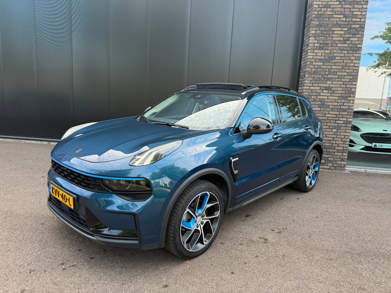 Lynk & Co 01 - 1.5 More PHEV Panorama, Winter pack, Navi, Camera etc. etc. - AutoWereld.nl