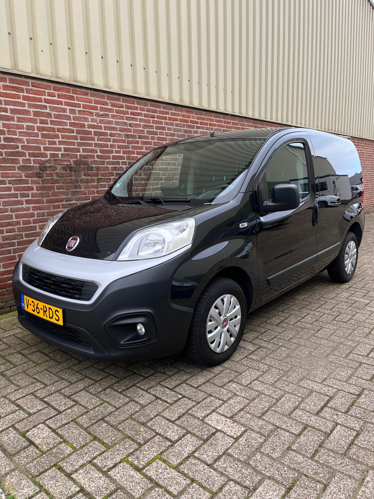 Fiat Fiorino - 1.4 BENZIENE AIRCO BPM VRIJ MARGE - AutoWereld.nl