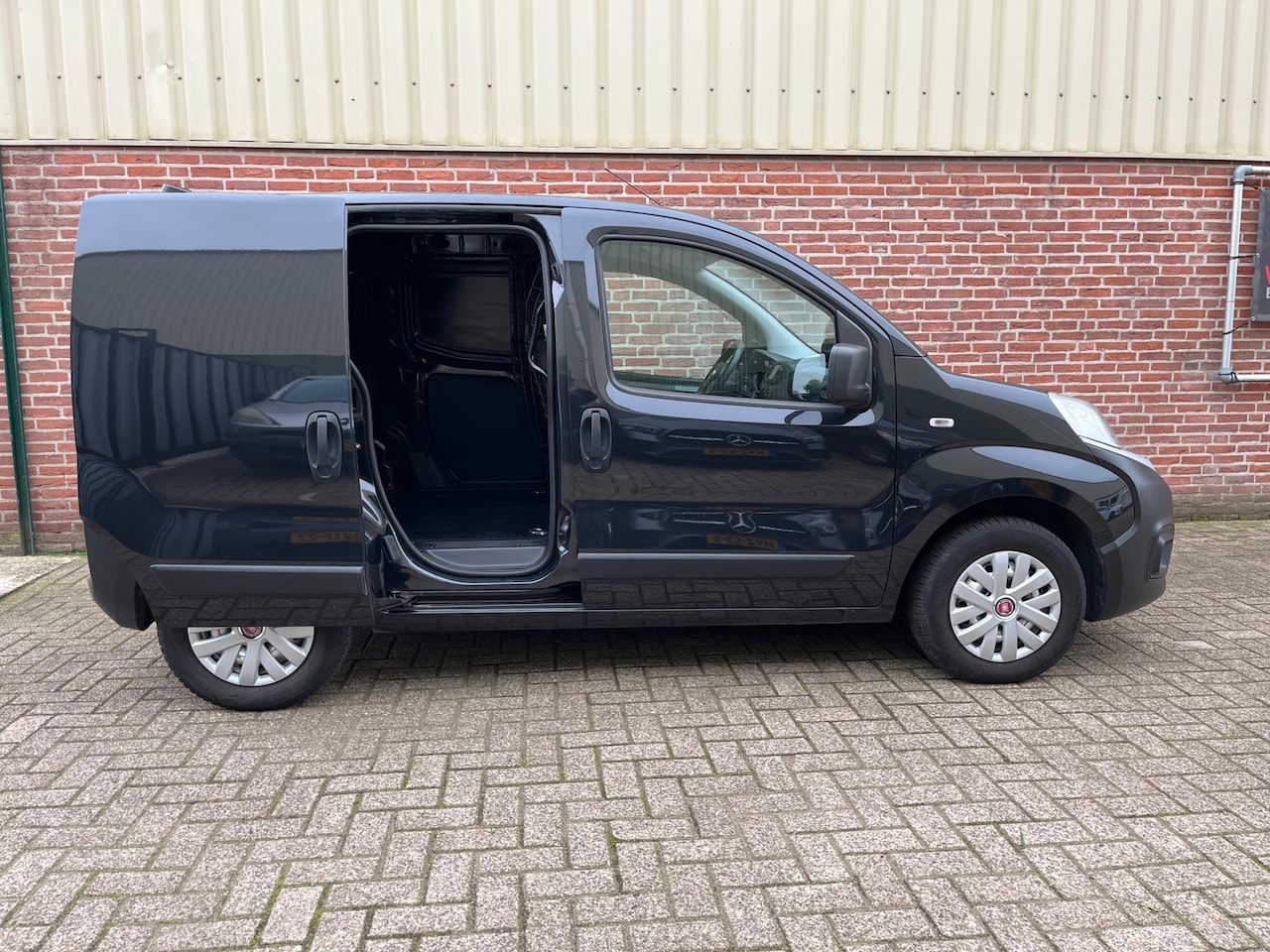 Fiat Fiorino - 1.4 BENZIENE AIRCO BPM VRIJ MARGE - AutoWereld.nl