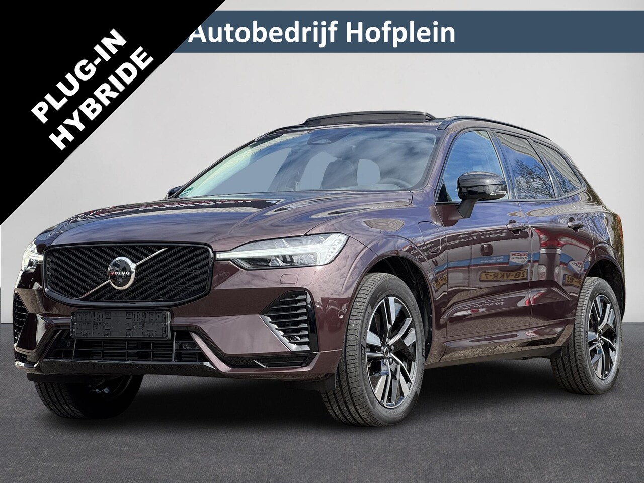 Volvo XC60 - 2.0 T8 Plug-in hybrid AWD Ultra Dark | Facelift | Pano | 360 Camera | Leer | Winterpakket - AutoWereld.nl