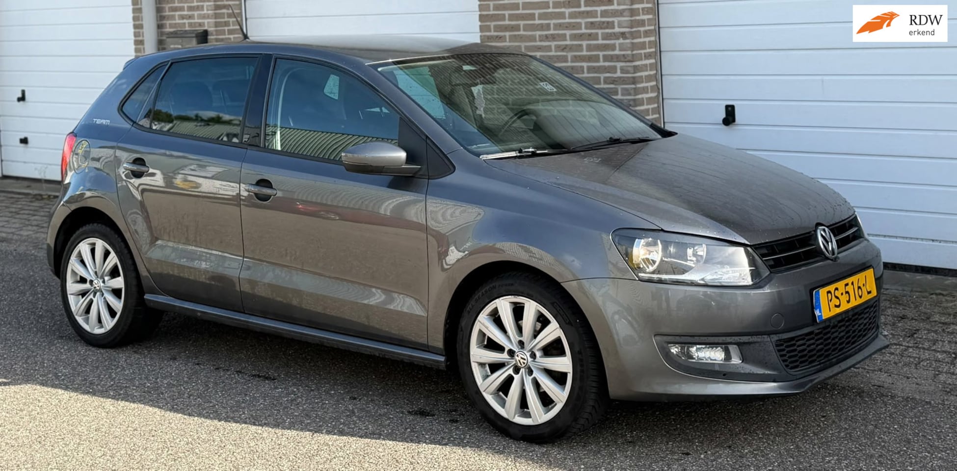 Volkswagen Polo - 1.4-16V TEAM| AIRCO| CRUISE | NAVI - AutoWereld.nl