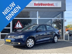 Volkswagen Jetta - 1.2 TSI Comfortline /Cruise/Clima/