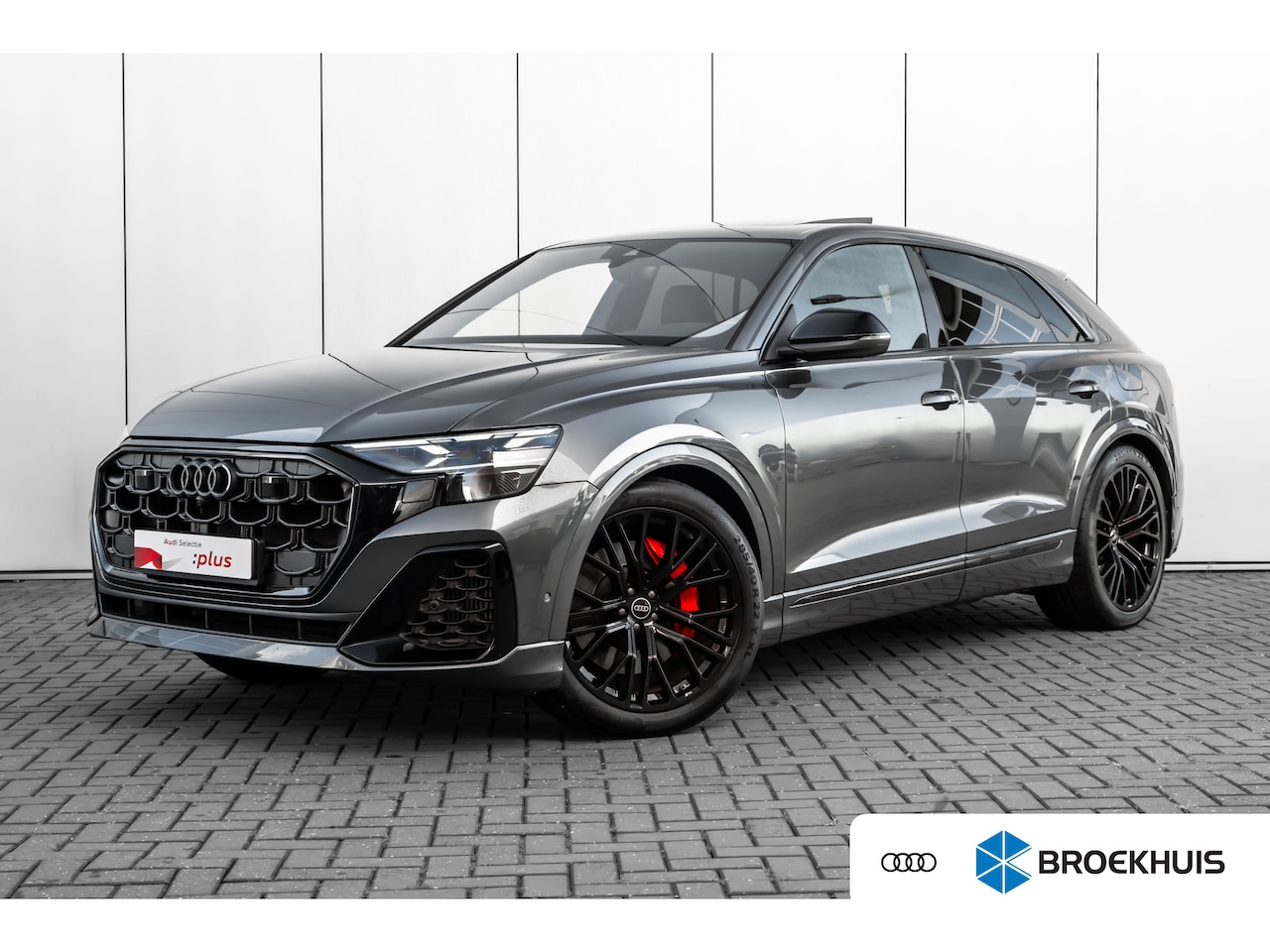 Audi Q8 - 60 TFSI e quattro Pro Line S Competition 490 PK | Vierwielbesturing | Panoramadak | B&O | - AutoWereld.nl