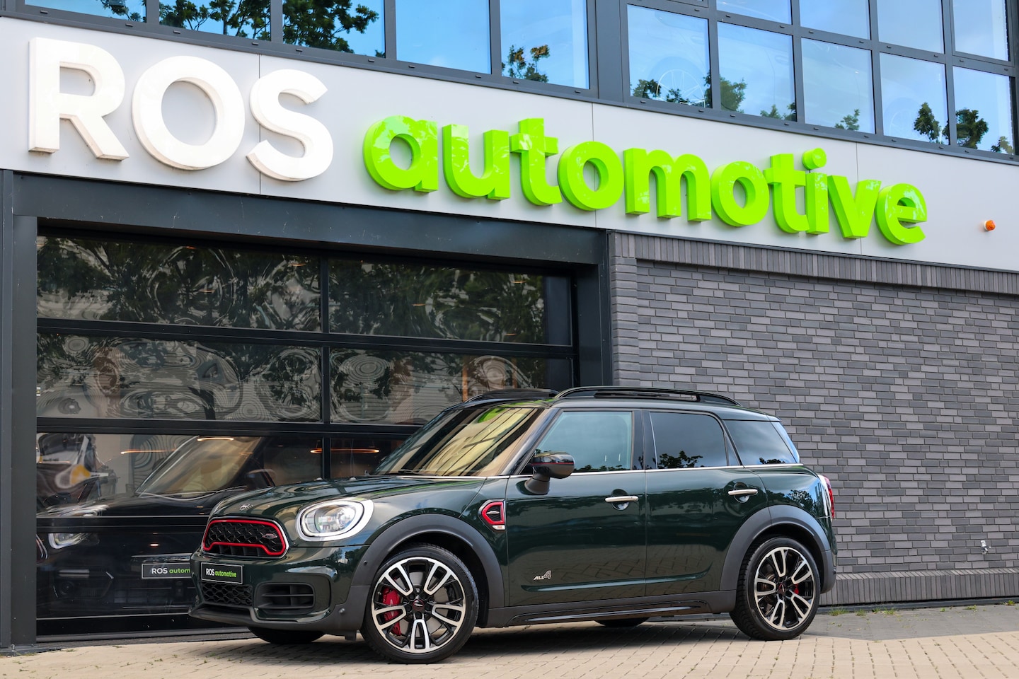 MINI Countryman - 2.0 John Cooper Works ALL4 Chili | NAP! | PANO | H/K | HUD | ACC | LEDER | CAMERA | ADAPT. - AutoWereld.nl