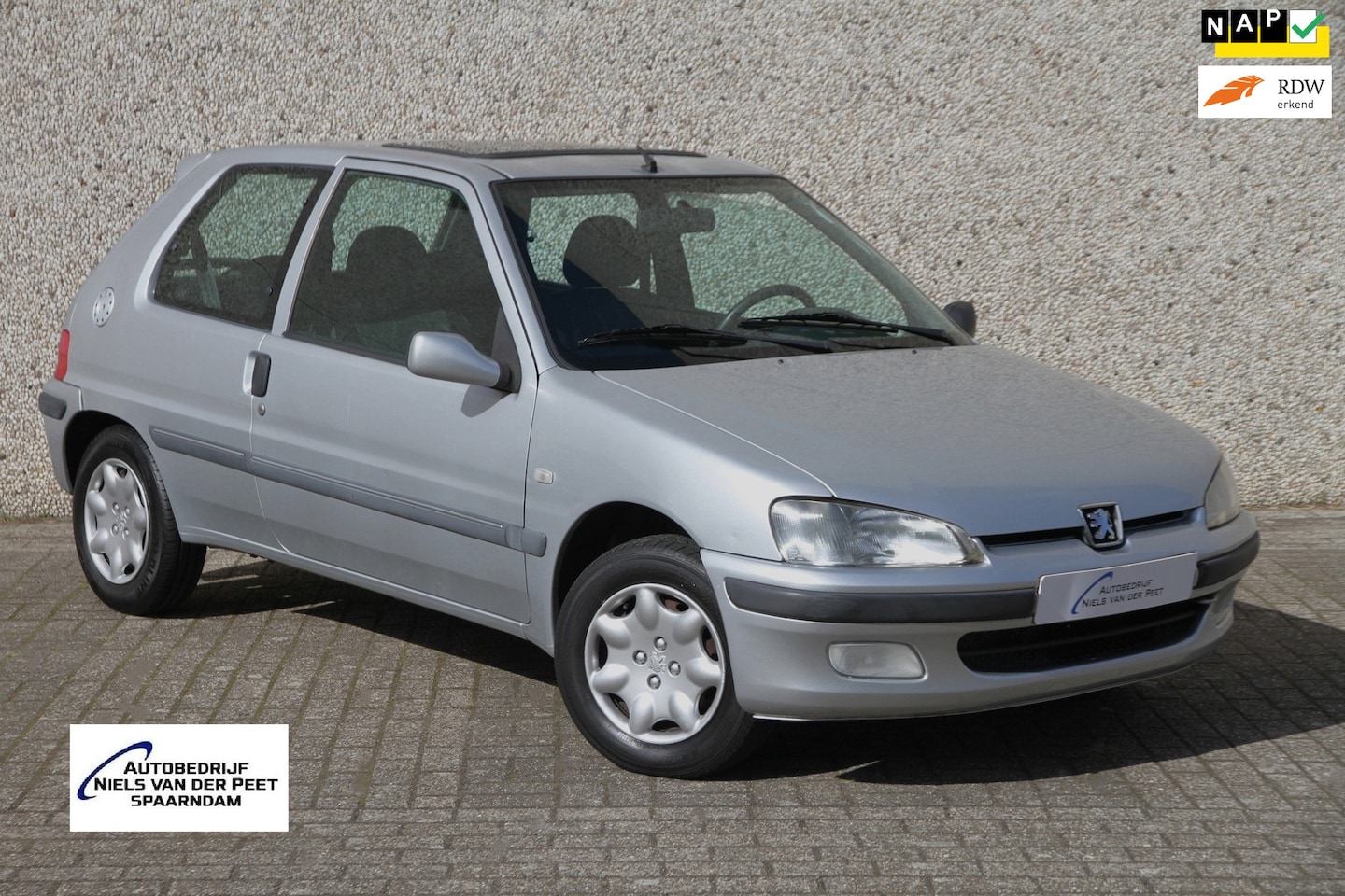 Peugeot 106 - 1.1 XT / Stuurbekrachtiging / Elektrische ramen / APK tot juni 2027 - AutoWereld.nl