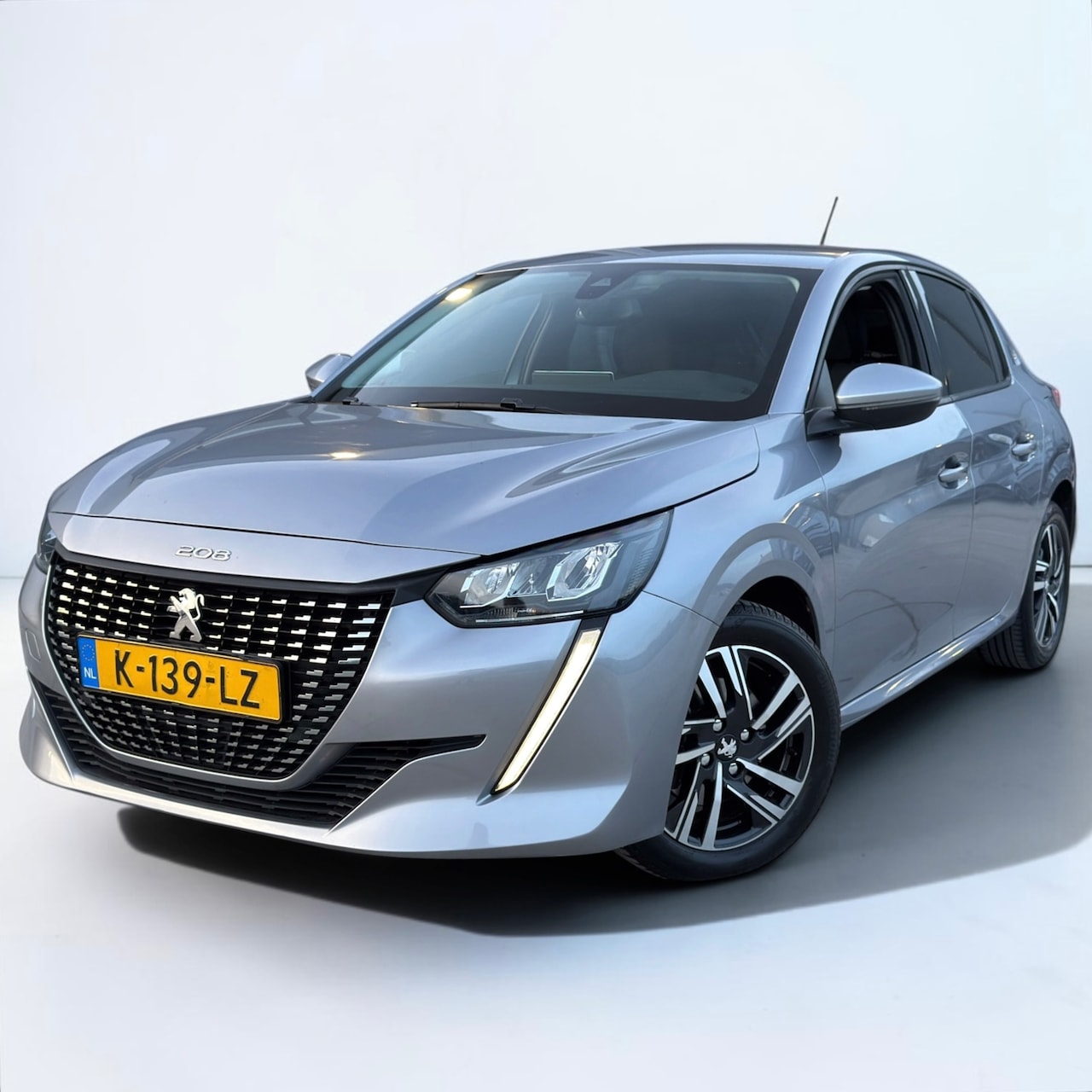 Peugeot 208 - 1.2 PureTech Blue Lease Allure 1.2 PureTech Blue Lease Allure CAM - AutoWereld.nl