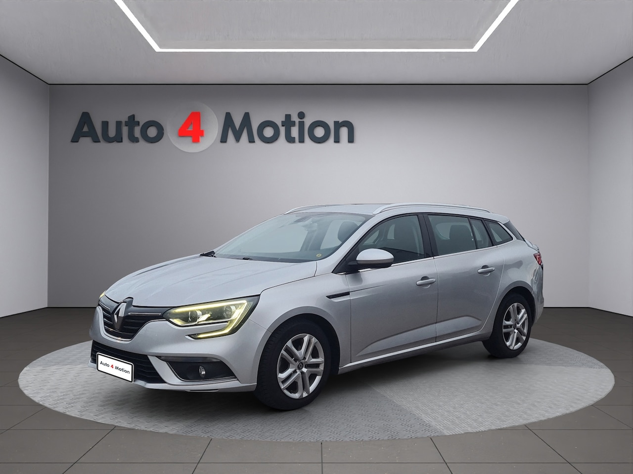 Renault Mégane Estate - 1.5 dCi Limited Met LED I NAVIG I CAMERA - AutoWereld.nl