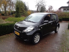 Daihatsu Sirion - 1.3 91pk Supreme bij dealer met 12 maanden garantie