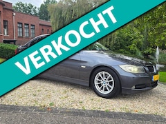 BMW 3-serie - 318i High Executive AIRCO/cruise