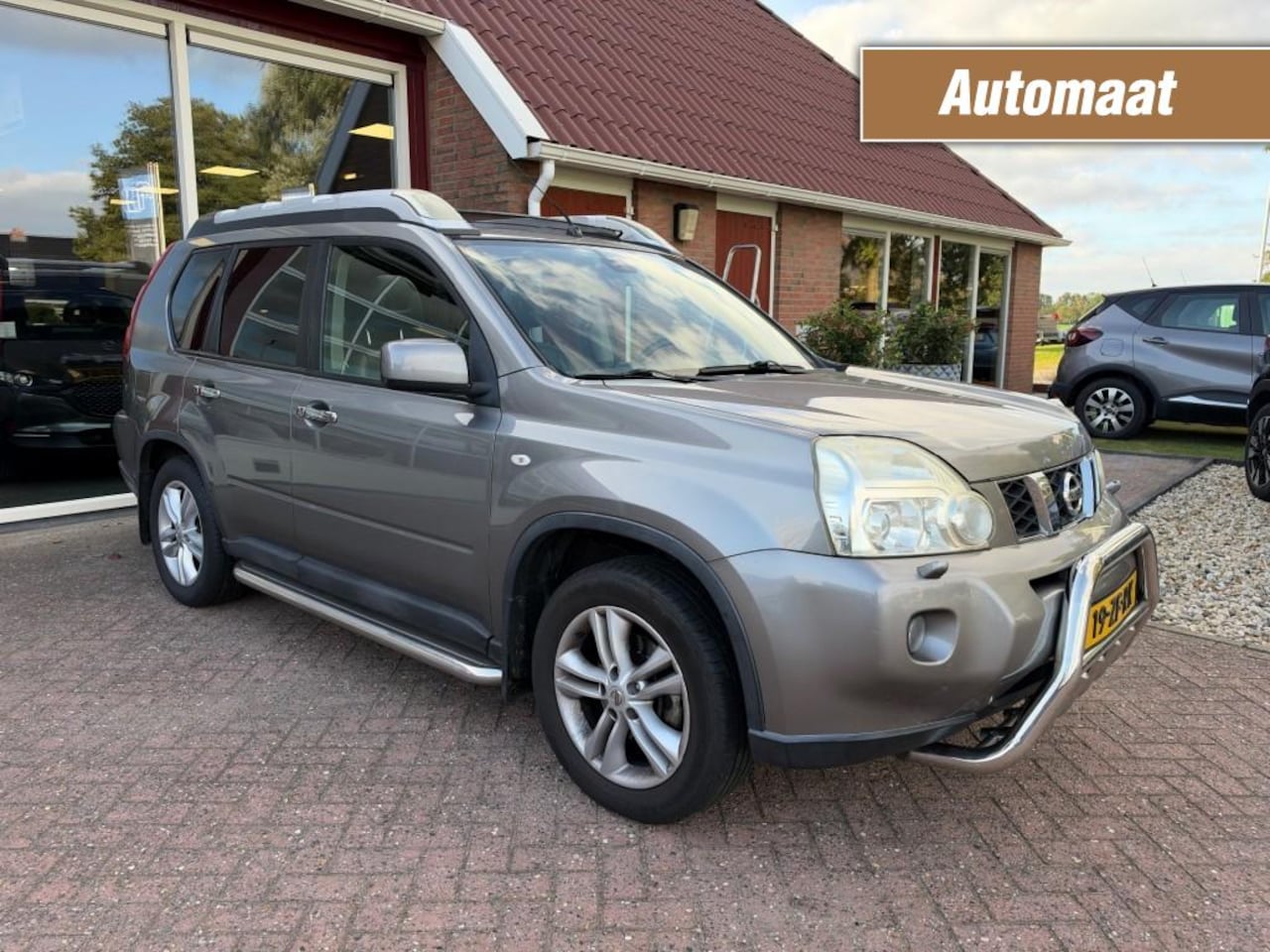 Nissan X-Trail - 2.5 LE 4WD Orig. NL/Panoramadak/Trekhaak/Camera/Leder - AutoWereld.nl