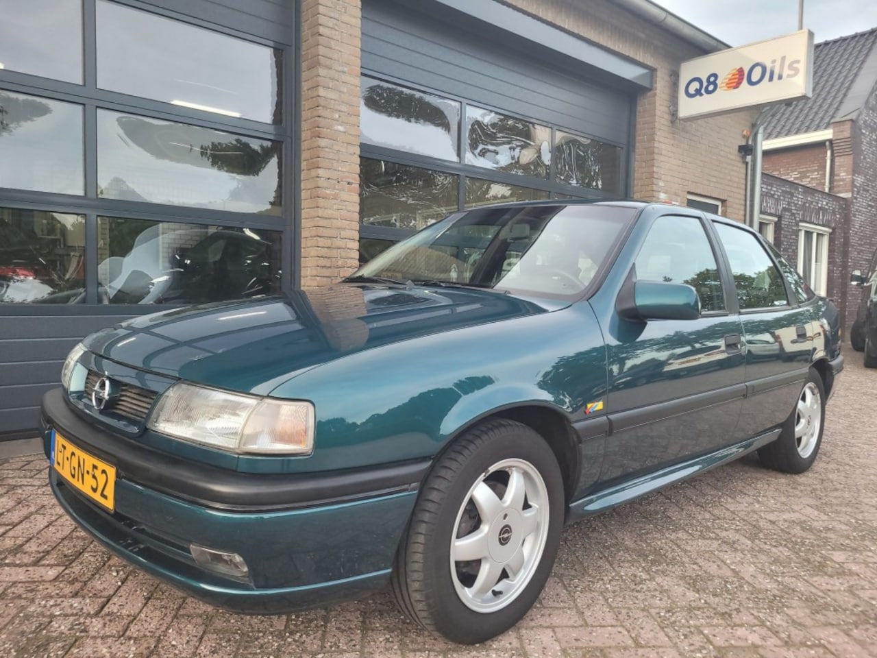 Opel Vectra - 1.8 Hatchback  NL Auto  1e eigenaar Edition - AutoWereld.nl