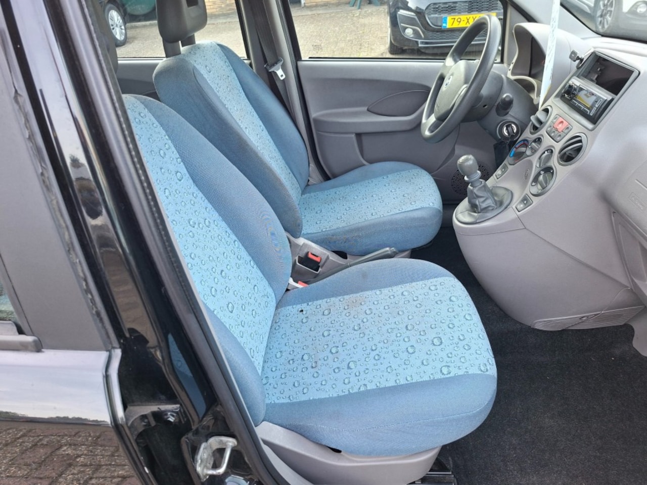 Fiat Panda - 1.1 Young RADIO CD/CENTRALE VERGRENDELING/APK 03-27