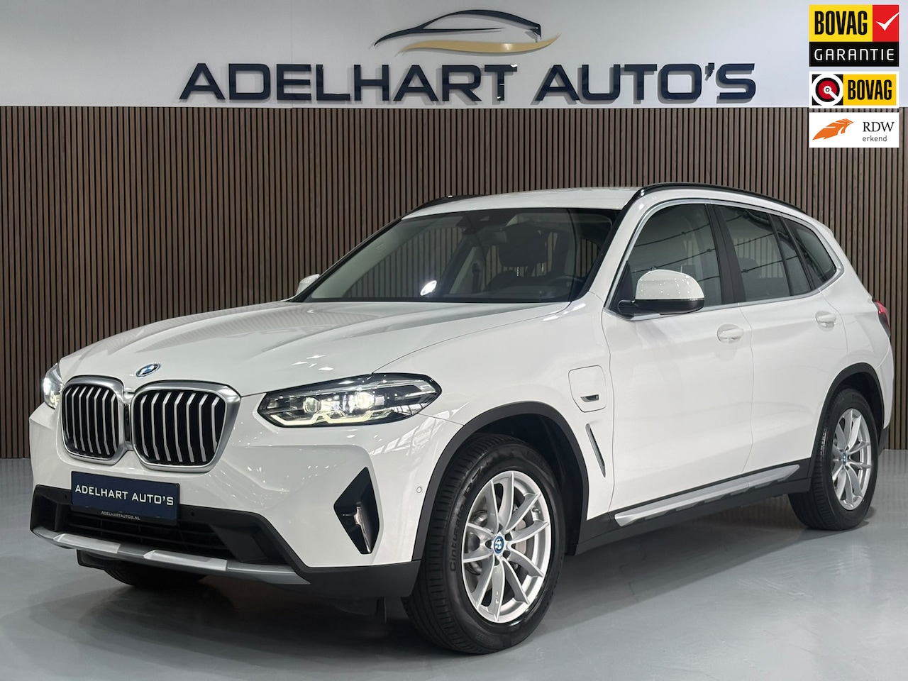 BMW X3 - XDrive30e Face lift Business Edition Plus 292 PK 98% SOH/ Navigatie full map / Lederen int - AutoWereld.nl