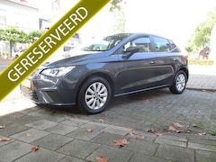 SEAT Ibiza - 1.0 TSI Style Business Intense 5-drs / AIRCO / NAVI / CAMERA / P.D.C / 136dkm