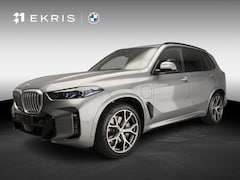 BMW X5 - xDrive50e | M-Sportpakket | LED | HUD | Active cruise | Trekhaak | Panoramadak | Comfortze