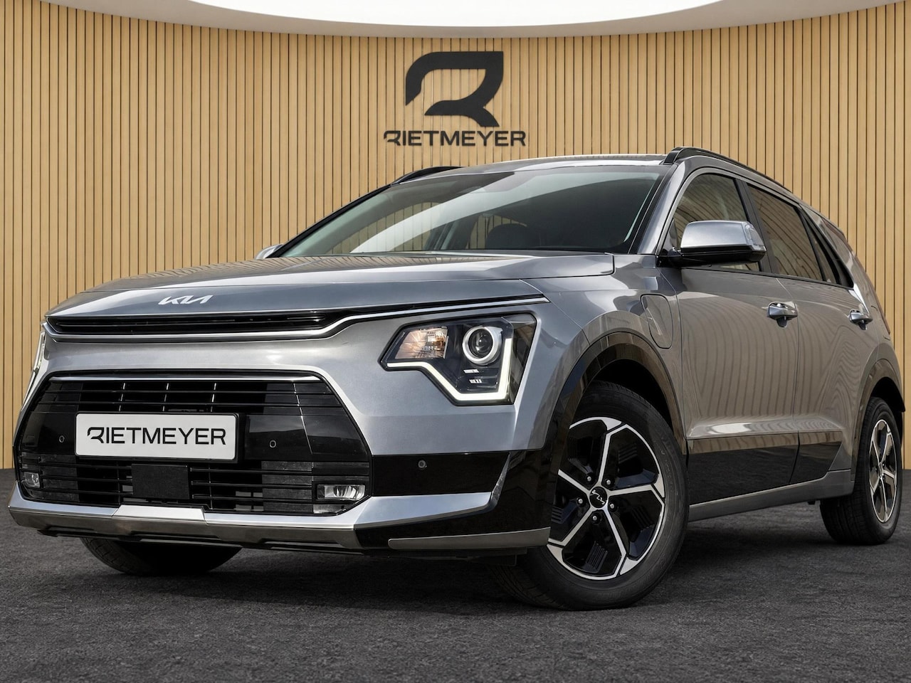 Kia Niro - 1.6 GDi PHEV DynamicLine |Camera |Elektr. stoel |Keyless |ACC - AutoWereld.nl
