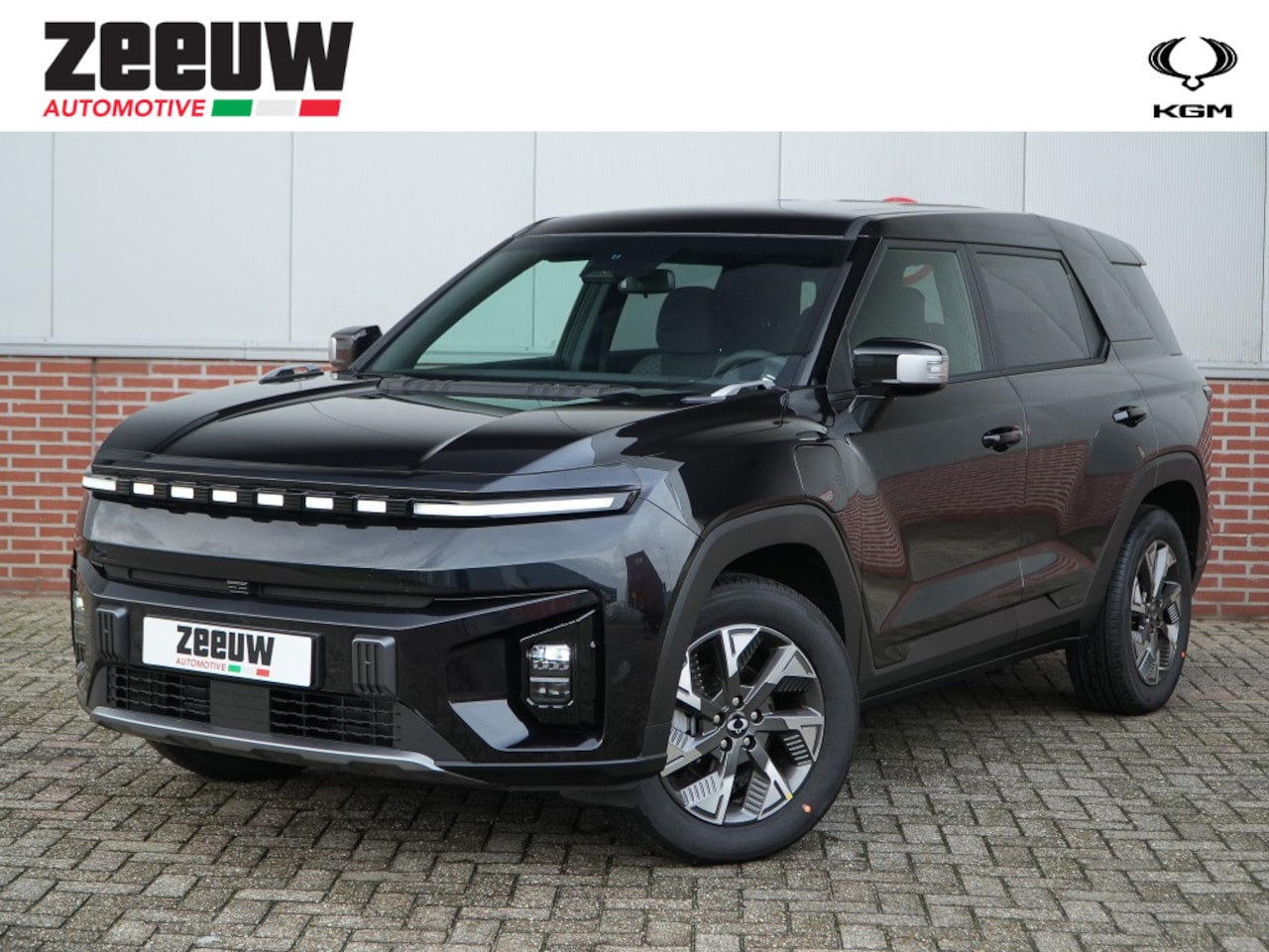 KGM Torres EVX - Platinum | Warmtepomp | Leder | carplay | Navi | Camera - AutoWereld.nl