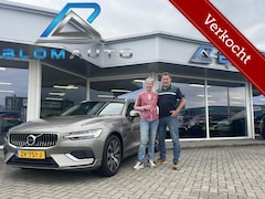 Volvo V60 - 2.0 T8 Twin Engine AWD INSCRIPTION PANO+ACC+MEMORY