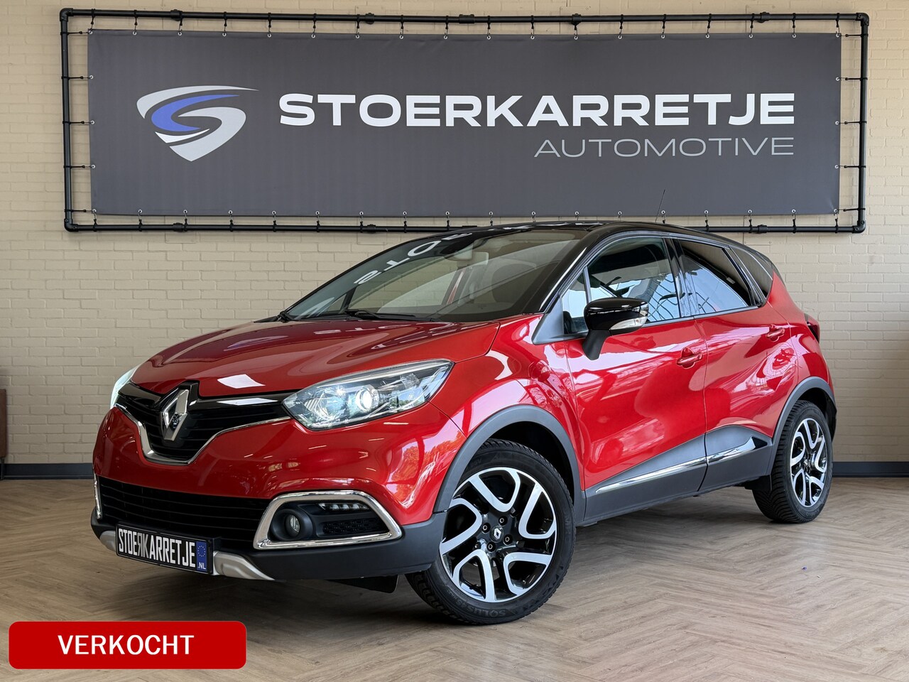 Renault Captur - 0.9 TCe Helly Hansen R-Link Navi | Clima | Camera | 17" | Cruise control | PDC | 100% Deal - AutoWereld.nl