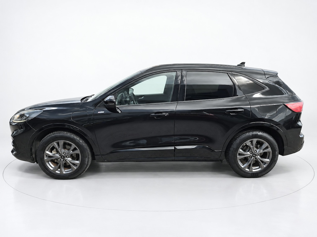 Ford Kuga - 2.5 PHEV e-CVT 225pk ST-Line X - AutoWereld.nl