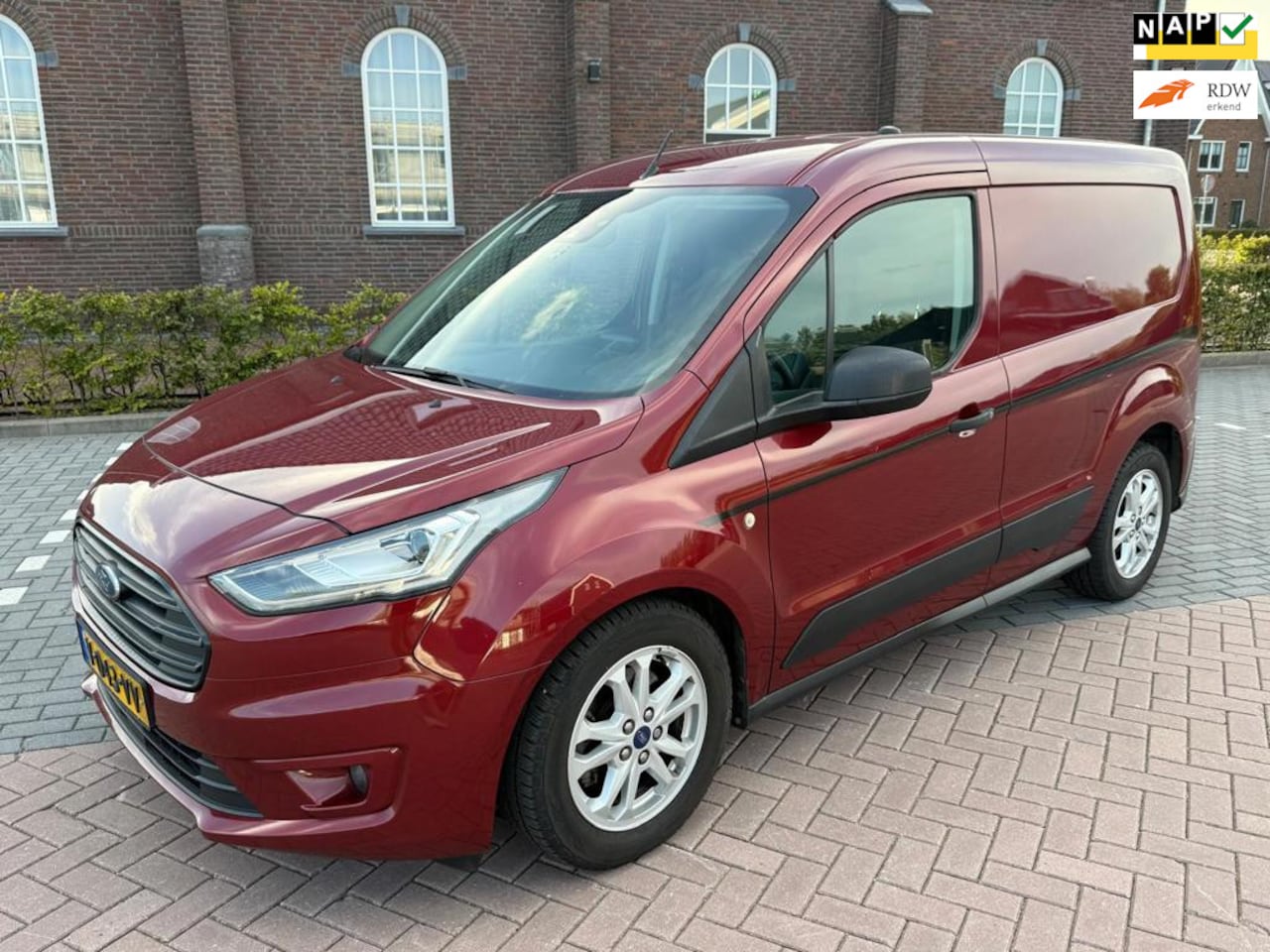 Ford Transit Connect - 1.5 EcoBlue L1 AUTOMAAT 120 PK 2019 - AutoWereld.nl