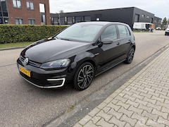 Volkswagen Golf - 1.4 TSI GTE