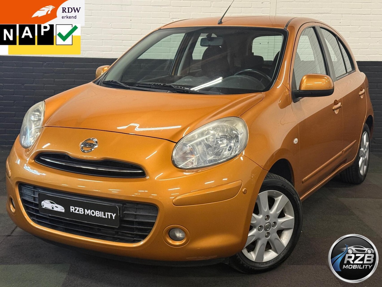 Nissan Micra - 1.2 DIG-S Connect Edition Cruise PDC Navi LUXE - AutoWereld.nl