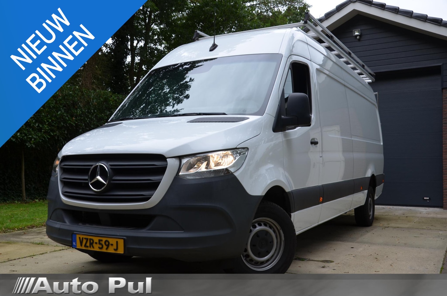 Mercedes-Benz Sprinter - 317 CDI L3H2 Airco/Navi/Camera/Trekhaak/Imperiaal/2-Zitsbank/Cr-Controle - AutoWereld.nl