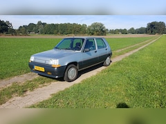 Renault 5 - 1.4 Cosmopolitan weinig kilometers