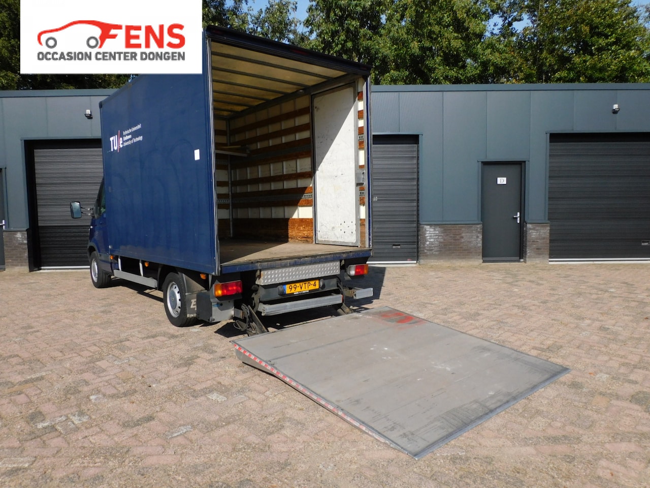 Renault Master - T35 2.5 dCi L2H1 LAADKLEP! AIRCO! CRUISE! NAVI! - AutoWereld.nl