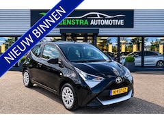 Toyota Aygo - 1.0 VVT-i X-Play | 2021 | Achteruitrijcamera | Multimedia | Airco