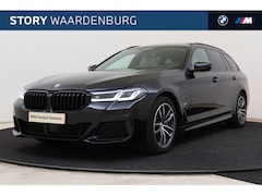 BMW 5-serie Touring - 530e M Sport Automaat / Trekhaak / Panoramadak / Comfortstoelen / Comfort Access / Laserli