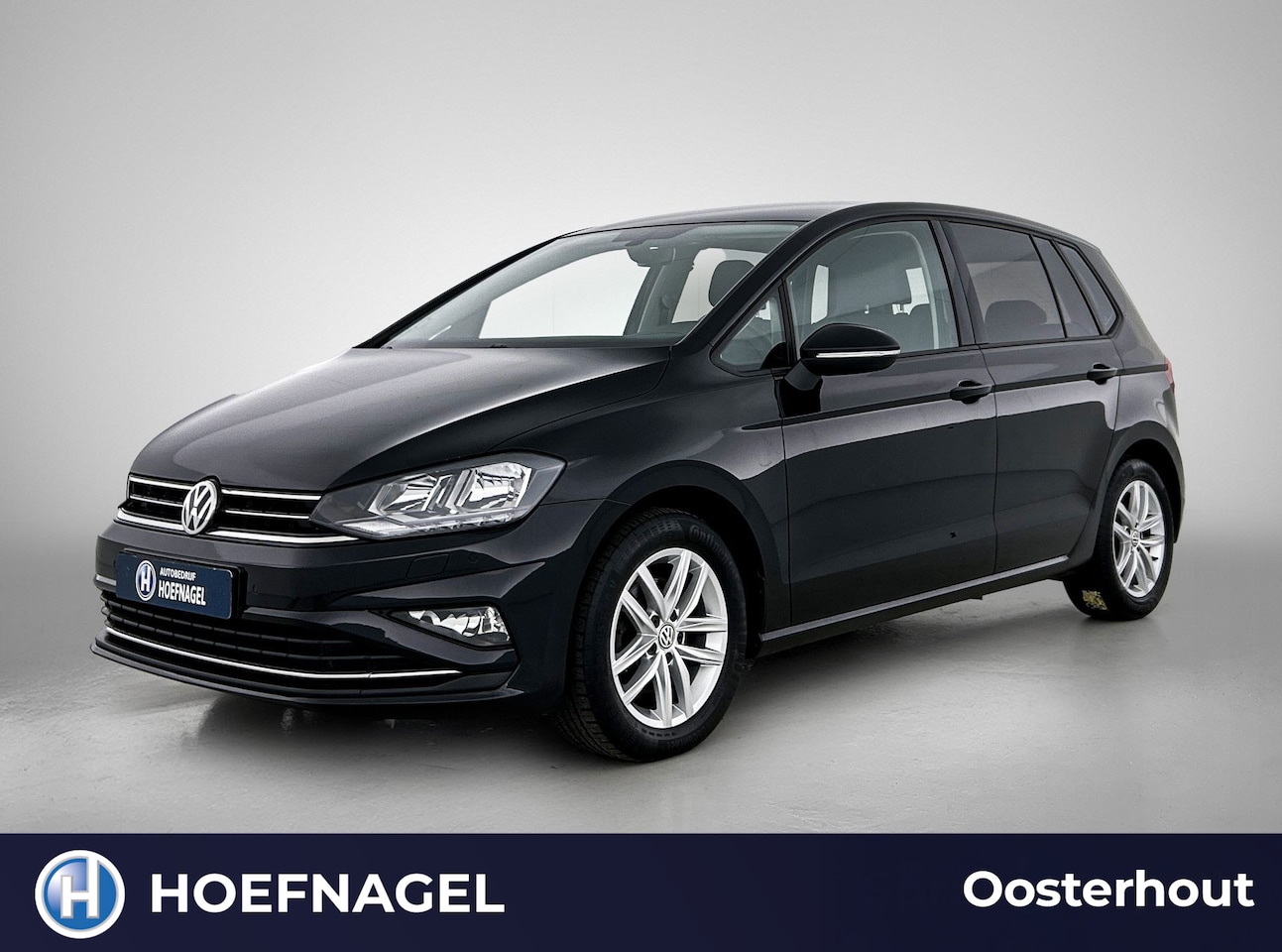 Volkswagen Golf Sportsvan - 1.5 TSI ACT Highline Automaat | Adaptive Cruise | Stoelverwarming | CarPlay | Parkeersenso - AutoWereld.nl