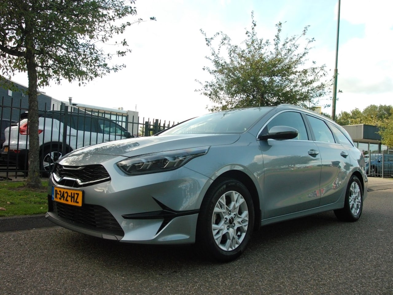 Kia Cee'd Sportswagon - Ceed SW 1.0 T-GDi 120pk DynamicLine - AutoWereld.nl