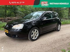 Volkswagen Golf - 2.0 FSI Comfortline GOED LEZEN, GEEN GARANTIE , KLUS AUTO