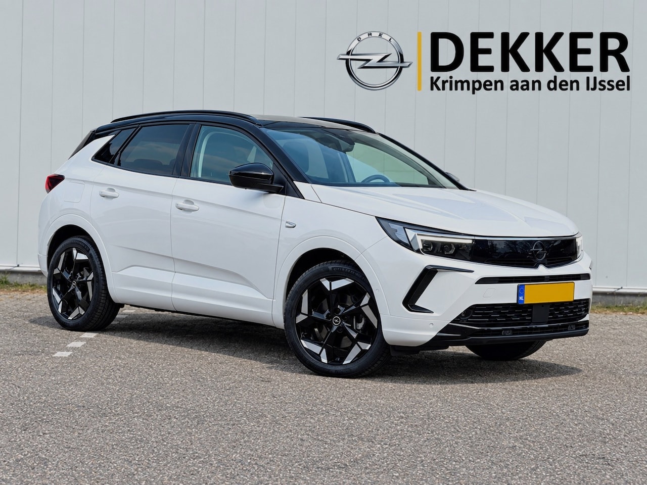 Opel Grandland - 1.6 Turbo Hybrid 4x4 GSe 1.6 Turbo 300PK Hybrid 4x4 GSe - AutoWereld.nl