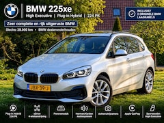 BMW 2-serie Active Tourer - 225xe High Excutive| 28.050 km| Luxury Line|PANO|Harman/Kardon|4WD|DLR Onderhouden|Camera