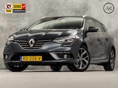 Renault Mégane Estate - 1.2 TCe Bose Sport (APPLE CARPLAY, NAVIGATIE, LEDER, CAMERA, GETINT GLAS, SPORTSTOELEN, PA