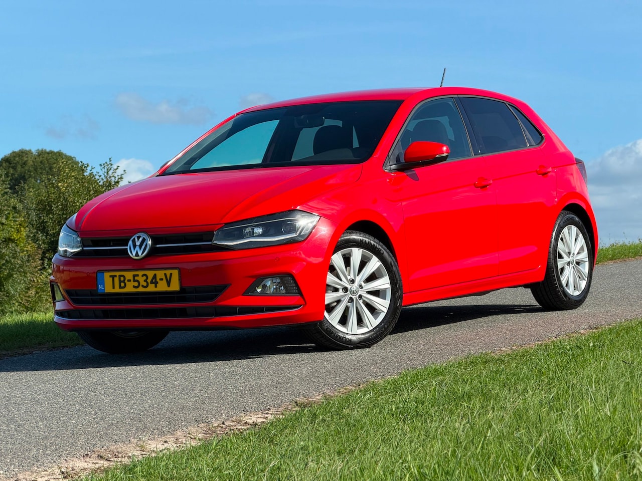 Volkswagen Polo - 1.0 TSI Highline |Vitual cockpit |Led |Carplay |Climate control |Keyless |Cruise control | - AutoWereld.nl
