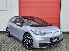 Volkswagen ID.3 - Pro 58 kWh | Carplay | Stoel/stuur verw. Rijklaar inclusief 1 jaar BOVAG garantie
