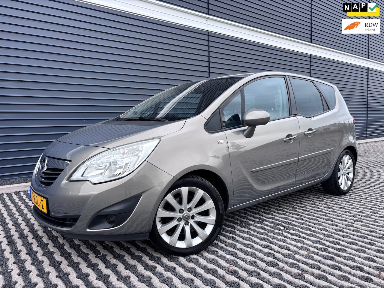 Opel Meriva - 1.4 Turbo Cosmo | Navigatie| Airco | Cruise - AutoWereld.nl