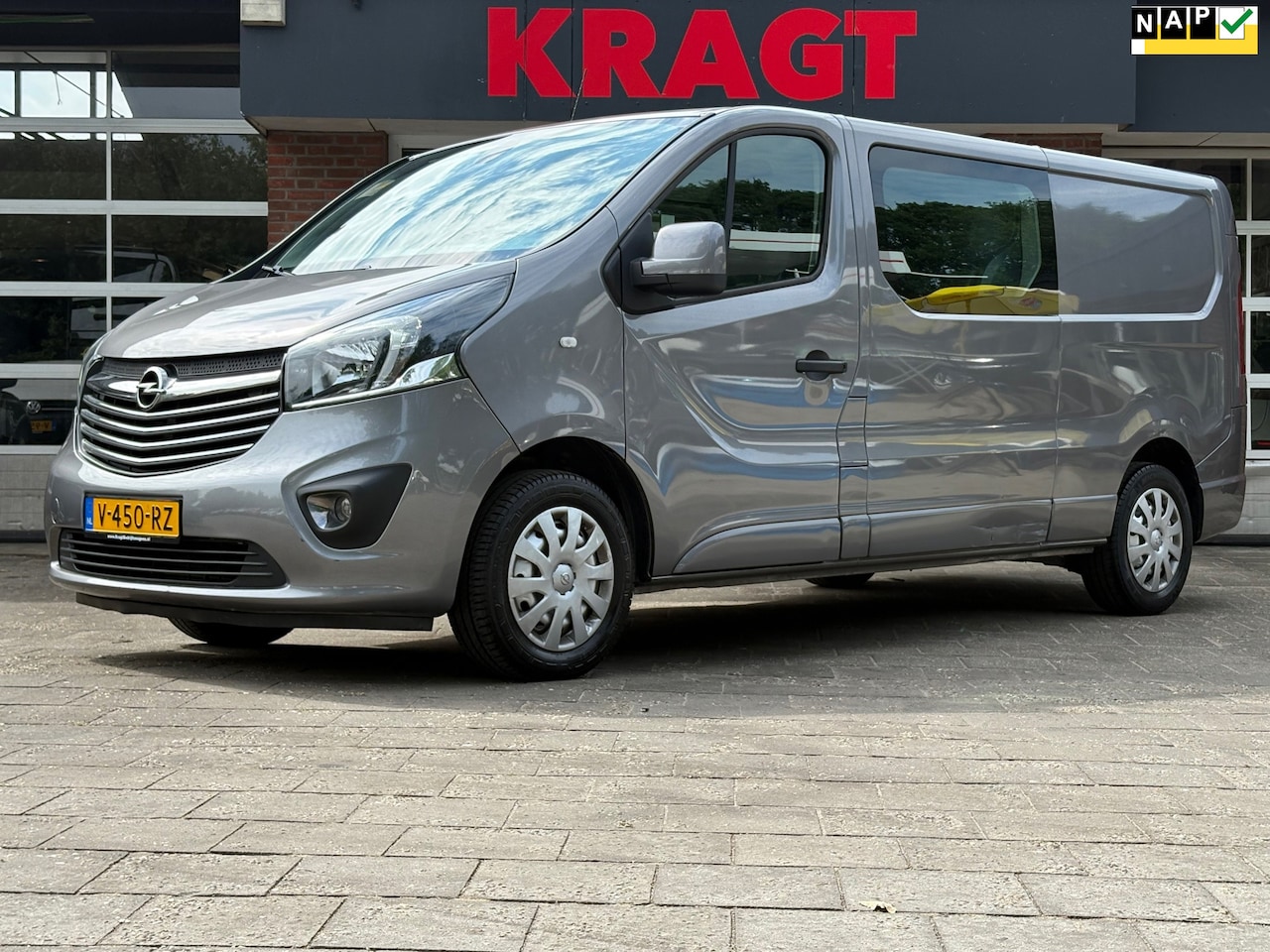 Opel Vivaro - 1.6 CDTI L2H1 DC Sport EcoFlex|NAP|DUBBELCABINE|airco|cruise|achteruitrijcamera|trekhaak|b - AutoWereld.nl