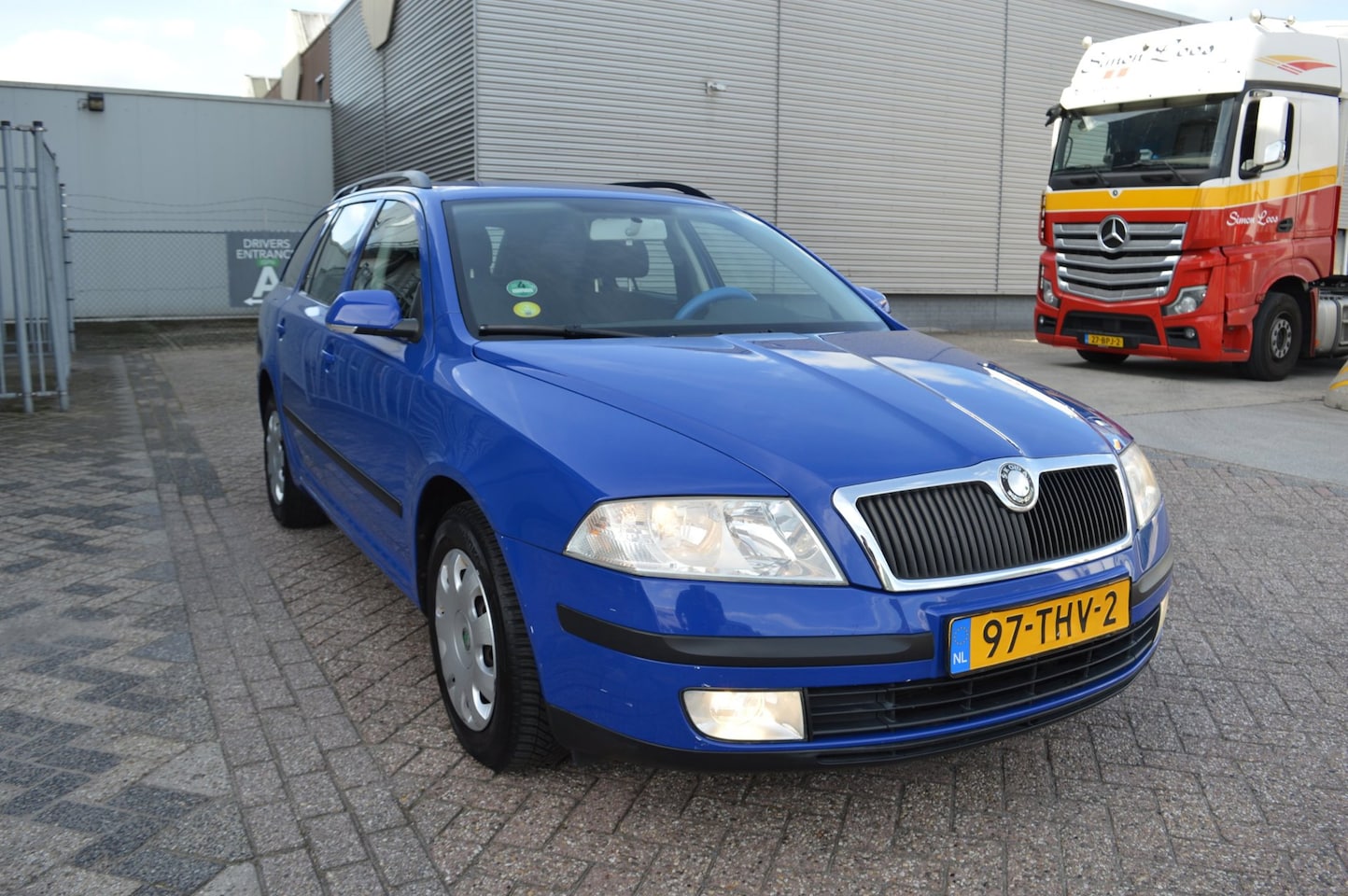 Skoda Octavia Combi - 1.6 Ambiente bj08 airco elec pak - AutoWereld.nl
