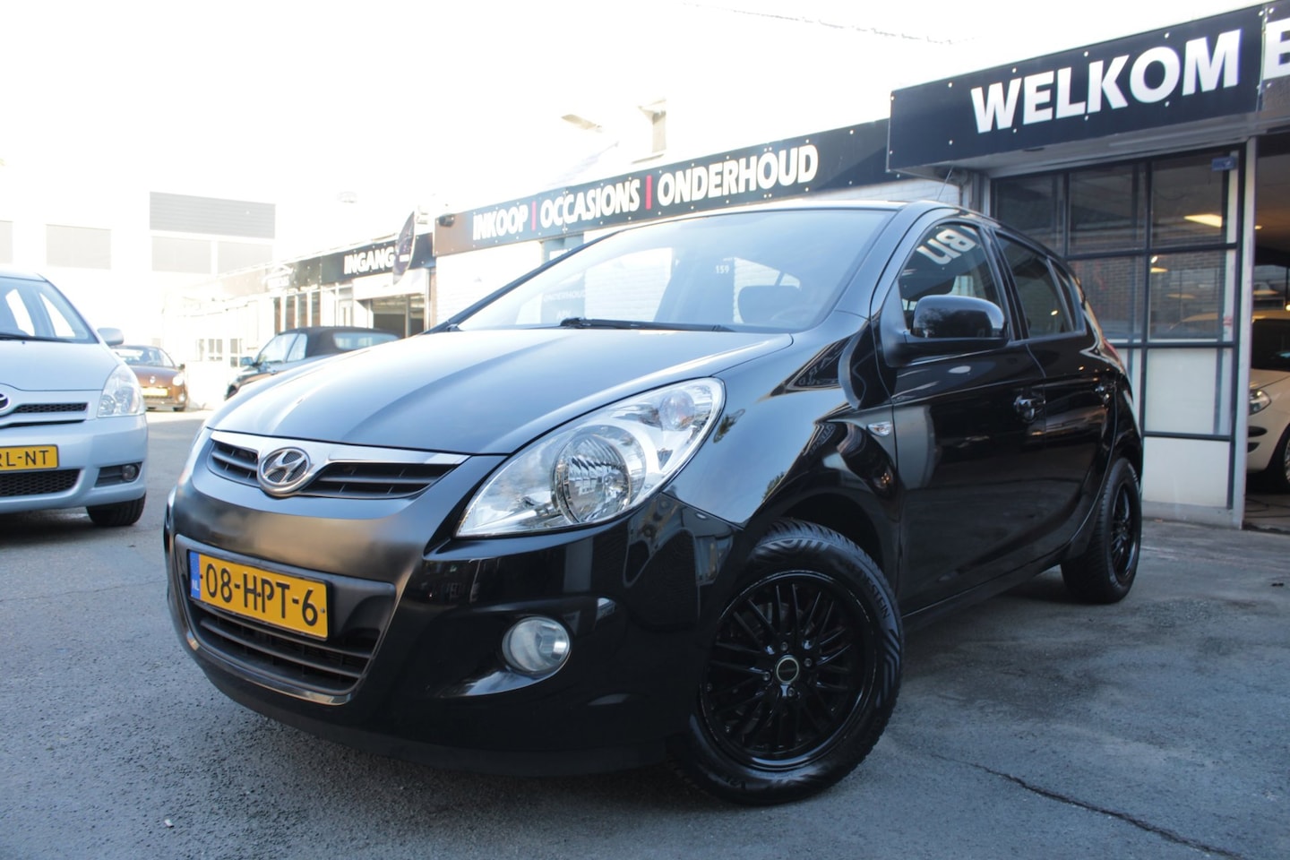 Hyundai i20 - 1.2i DynamicVersion / Airco / Elektrische ramen voor - AutoWereld.nl
