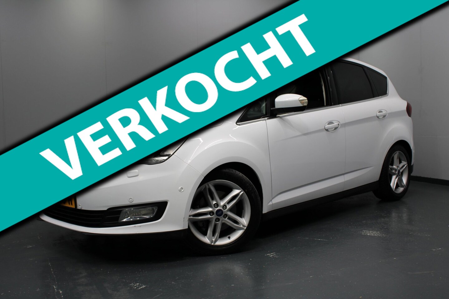 Ford C-Max - 1.5 Titanium / Automaat / Navi / Trekhaak - AutoWereld.nl