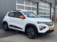 Dacia Spring - Comfort Plus 27 kWh Airco Cruise controle Telefoonverbinding Navigatiesysteem Oplaadkabel