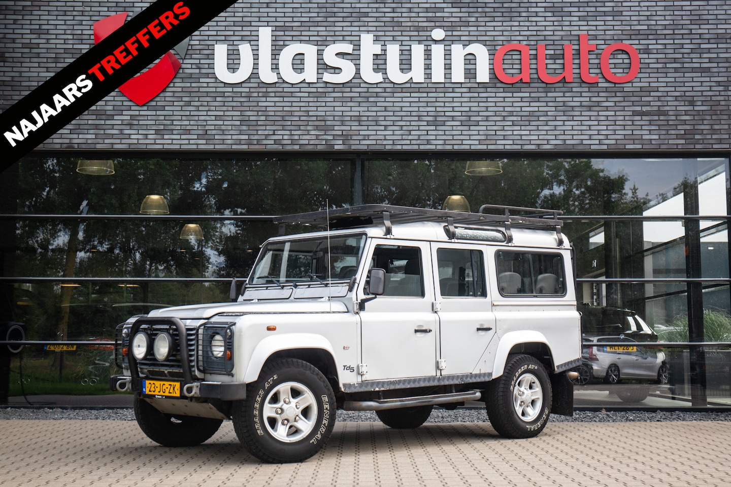 Land Rover Defender 110 - 2.5 Td5 County , 9 Persoons!, Origineel NL, Trekhaak, - AutoWereld.nl