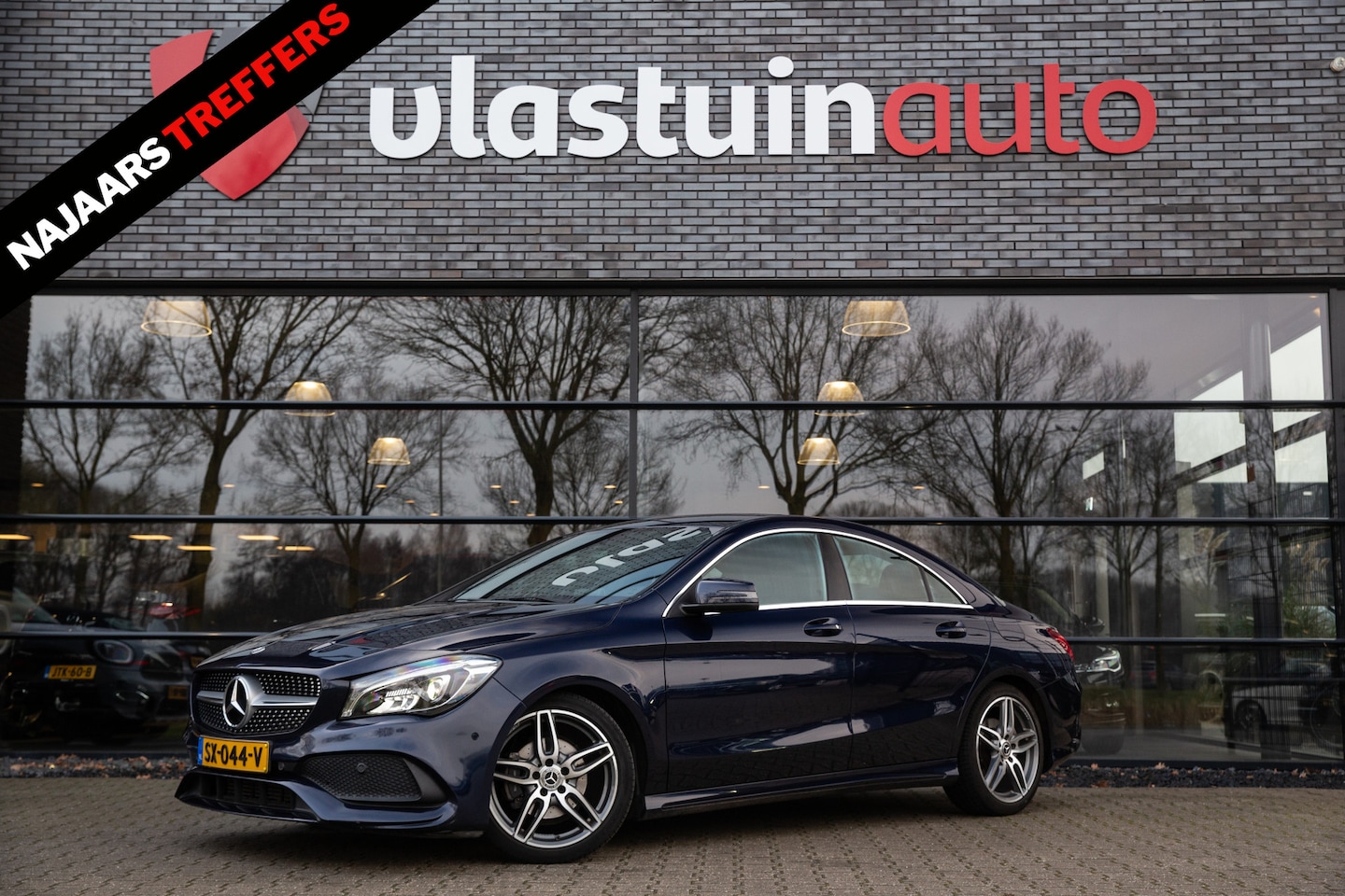 Mercedes-Benz CLA-Klasse - 180 Business Solution AMG Upgrade Edition 180 Business Solution AMG Upgrade Edition , Achteruitrijcamera, Stoelverwarming, - AutoWereld.nl